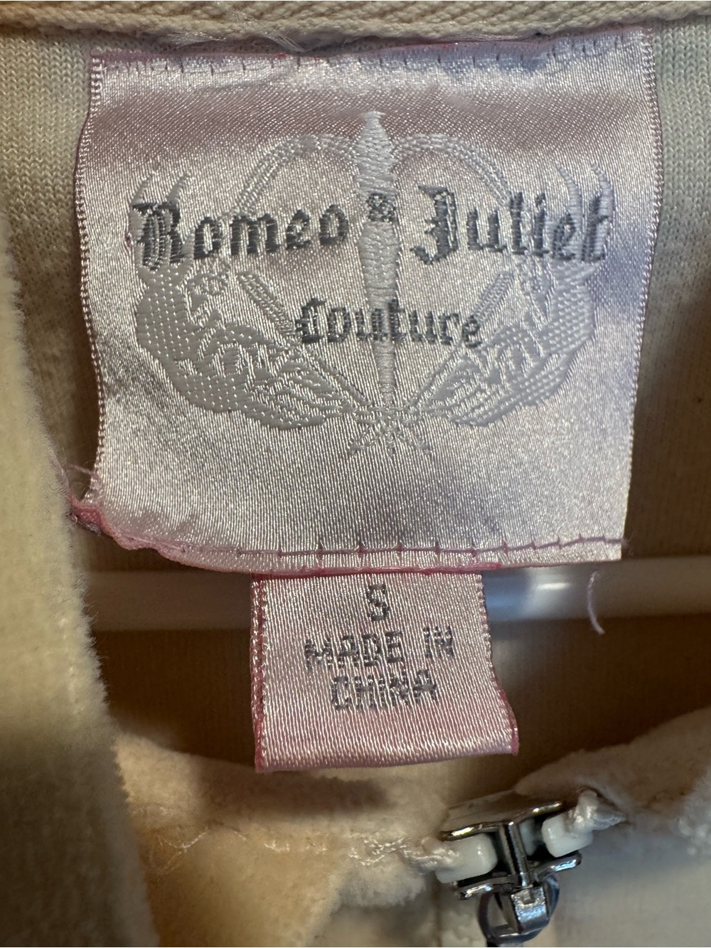 Velour Romeo & Juliet Drawstring Jacket - Picture 3 of 6
